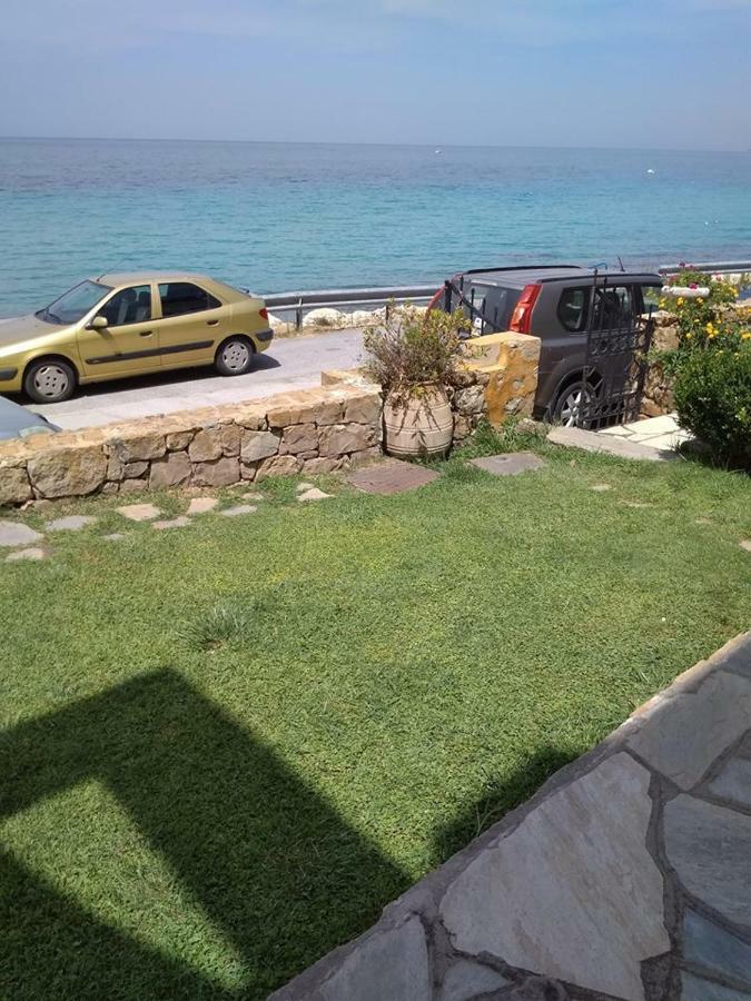 Seaside Beach House Сиври Экстерьер фото